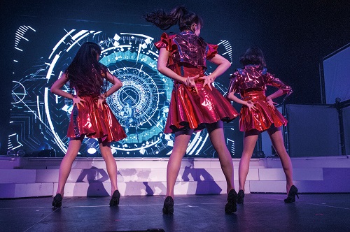 (C) 2015“WE ARE Perfume”Film Partners.