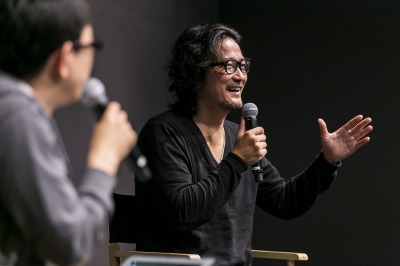 Apple Store, Ginza (c) Kensuke Tomuro