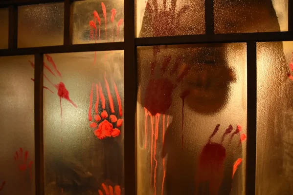 ホラーの美術世界を体感　東京ソラマチで特別展開幕