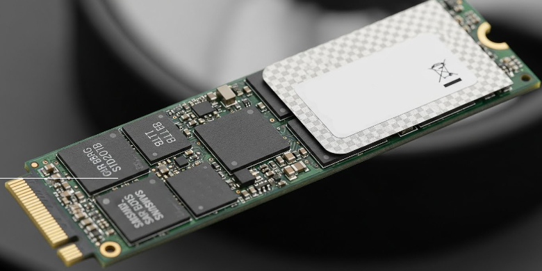 【2026年最新予測】SSD選びの新基準|HDDとの決定的違いと「失敗しない」規格別ガイド